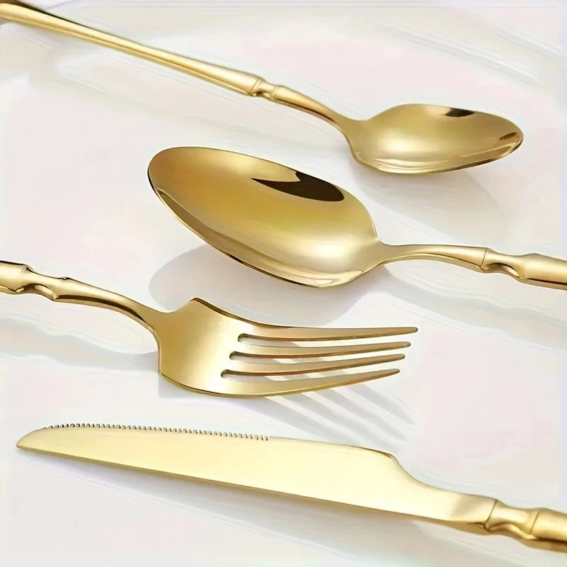 Conjunto de Talheres Dourados Italy 24 Peças